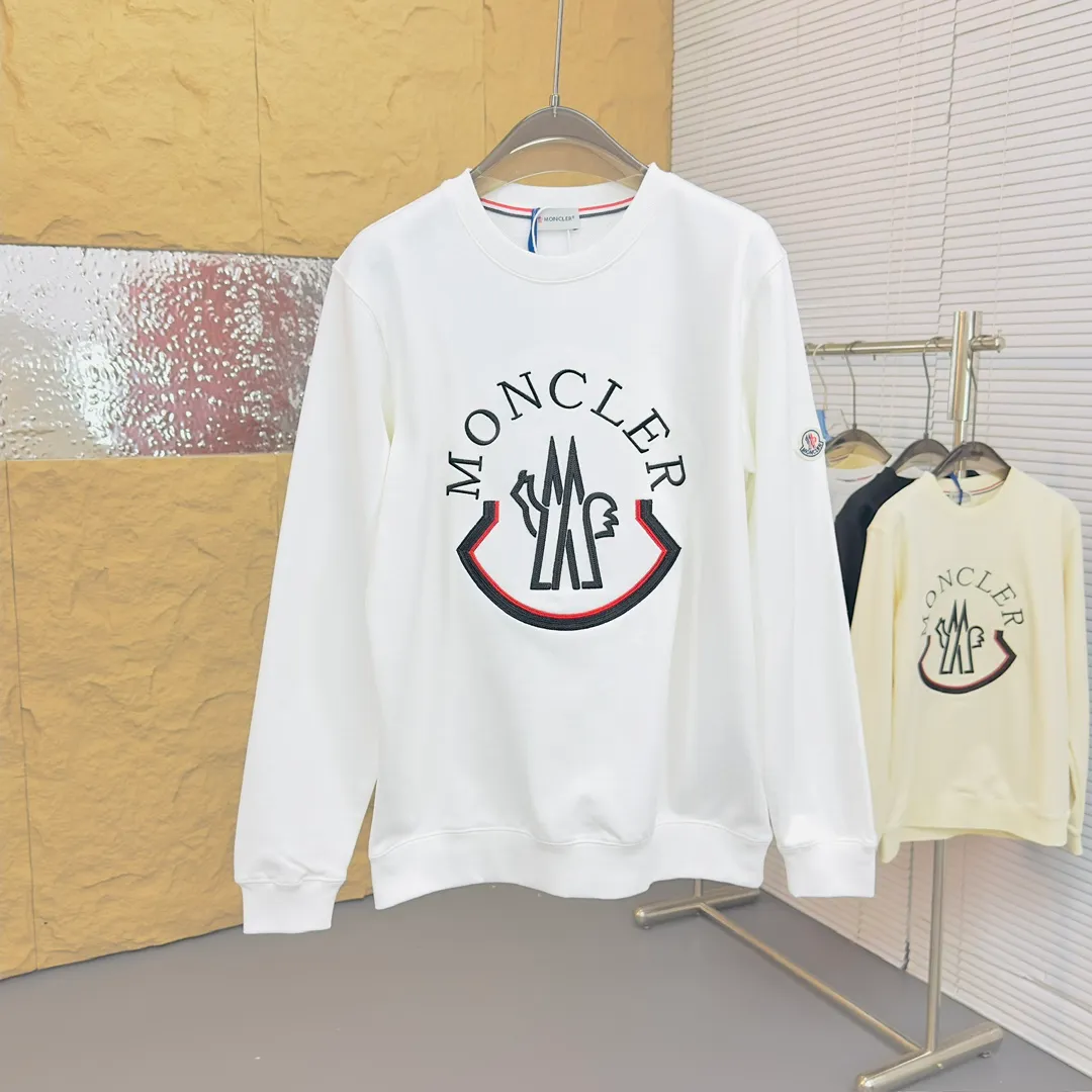 ： 🤳𝐌𝐎𝐍𝐂𝐋𝐄𝐑 ：☑️ 440 👕 ：☑️ 1*1 。🔜 。 ：☑️ 3D ，🇧🇫 1：1 。 ， ， ！🇲🇩 ！ Size：☑️S 〰️M 〰️L 〰️XL 〰️XXL